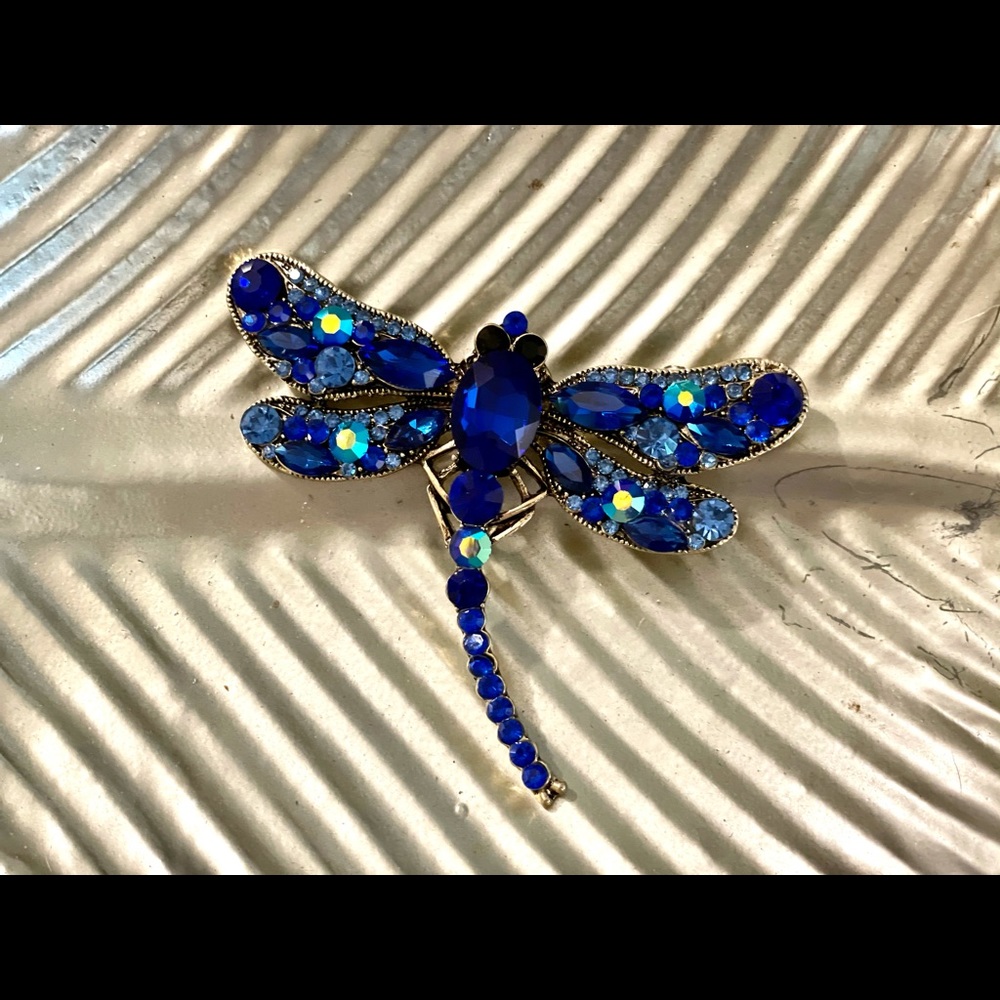 Brooch